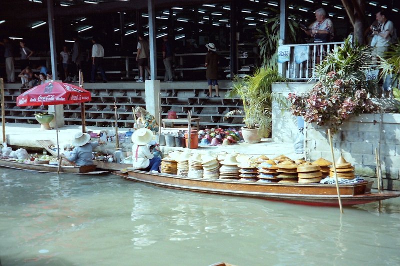 Thailand 2001-BDFM67.JPG